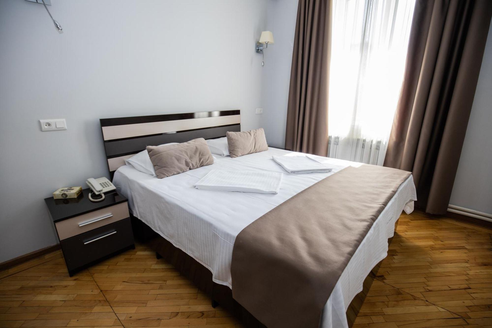 Yereone Hotel Apartment Yerevan Exterior photo