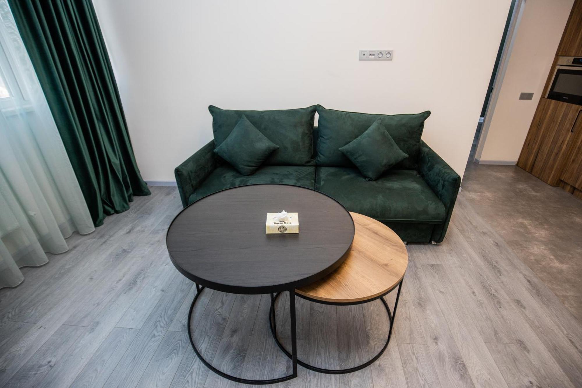 Yereone Hotel Apartment Yerevan Exterior photo